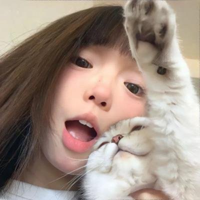 她和她的猫